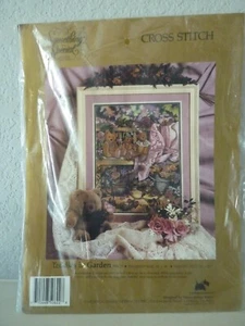 TEDDIES IN THE GARDEN #50622 Counted Cross Stitch Kit Vtg 1991 Candamar Designs - Picture 1 of 3