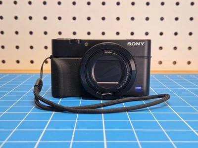 Sony Cyber-shot DSC-RX 100 IV m4 ~ Tested Working w/ Extras! *Read Description* - Image 1 of 4