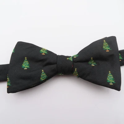 Croft & Barrow Pajarita Negro Árbol de Navidad 2.5" Ancho Pre Corbata Poliéster Nuevo Foto 1 de 4