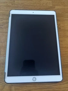 iPad Air 3.Gen 2019 Wi-Fi 10.5" 64GB Silver - Bild 1 von 8
