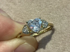 1.4 Carat Lab Created Heart Diamond Engagement Ring 9k Gold Plated 925 Size Q - Picture 1 of 8