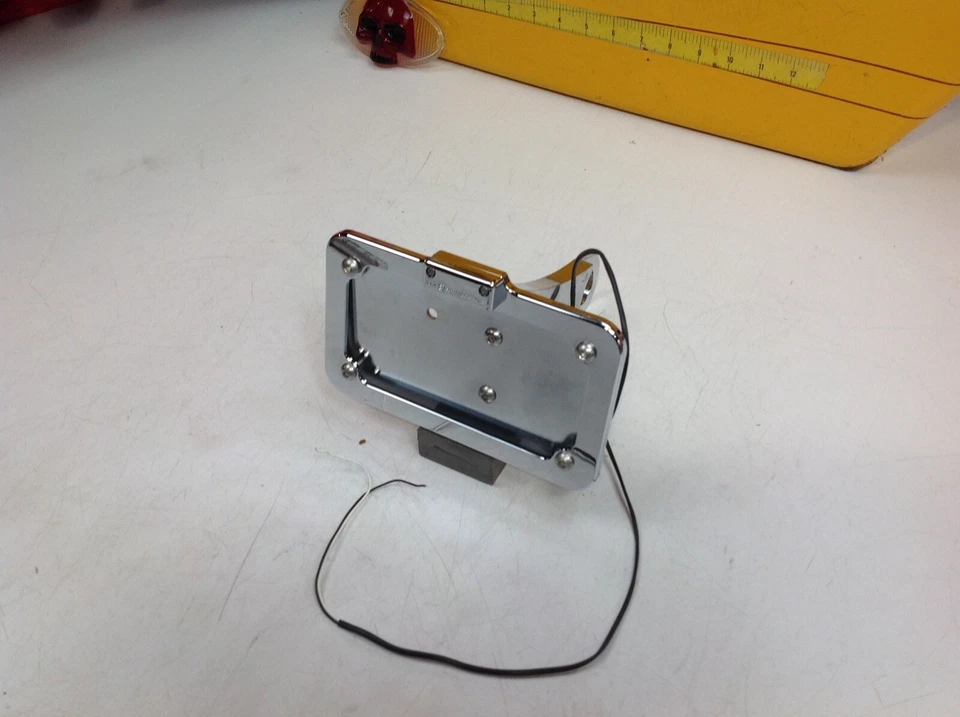 Harley Sportster 883.1200 Accutronix Montaje Lateral LED Kit de Placa de Licencia Cromo Foto 1 de 4