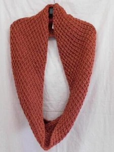 NWT - Ms. Honey Comb Knit Infinity Scarf from Old Navy -  Spice - Picture 1 of 2