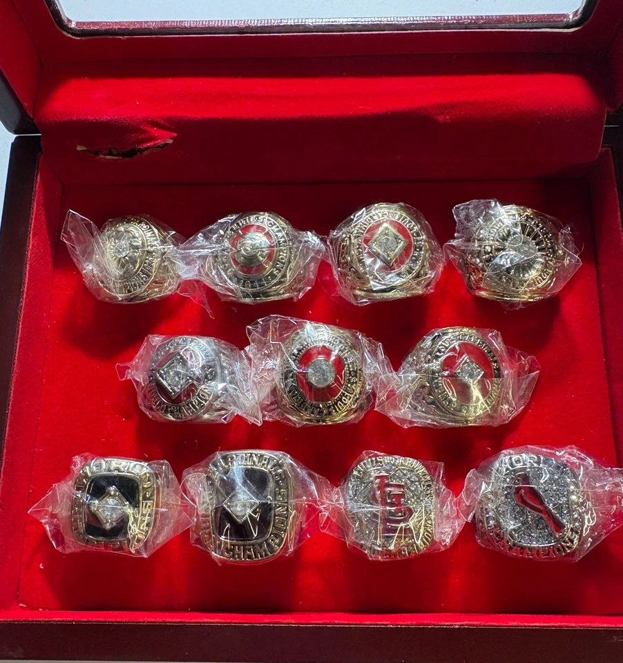 Cardenales de San Luis - Colección de anillos de campeones de la Serie Mundial - 11 anillos Foto 1 de 1
