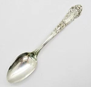 STERLING SILVER REED & BARTON FRENCH RENAISSANCE 6-7/8'' OVAL DESSERT SPOON - Picture 1 of 5