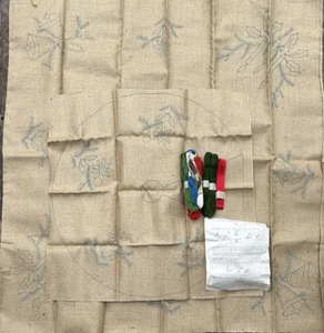 Vintage Meredith Embroidery Kit 27” Christmas Tree Skirt & 46” x 47” Rug Burlap - Picture 1 of 7