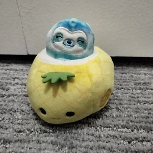 2022 Squishville Squishmallows 2" Emmi Sloth & Maui Pineapple Car Vehicle Plush - Picture 1 of 3