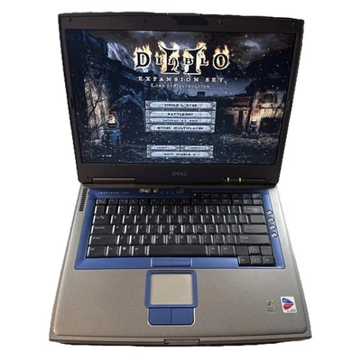 PC retro para juegos Dell Inspiron 8600 15,4" de colección 1 GB RAM 40 GB Windows XP Foto 1 de 4