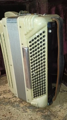 Винтажный фортепианный аккордеон Crucianelli 41 120 1950-е гг. Чехол и ремни - Изображение 1 из 4