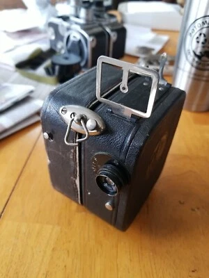 Cámara de película Pathe Baby 9,5 mm con motor + lente  Foto 1 de 4