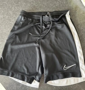 Nike Shorts Small Black Dri-Fit Running Workout Casual Breathable - Picture 1 of 4