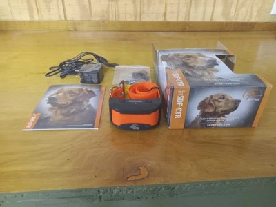 Kit de collar de contención y entrenamiento para perros Foto 1 de 2