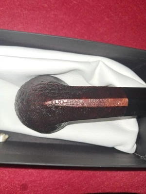 Ashton LX pebble grain #217 estate pipe. Very nice condition. - Image 1 of 4