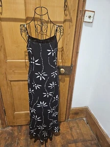 Wunderschönes schwarz-weißes Chiffonkleid von Kalico mit Spaghettiträgern. - Bild 1 von 4