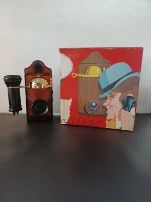 Avon Calling 1905 Vintage Teléfono Mal Impresión Caja Aftershave & Talc Set - NUEVO Foto 1 de 4