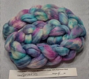 Superwash Wool Combed Top Roving Spinning Handpainted USA NWT Sprinkles - Picture 1 of 1
