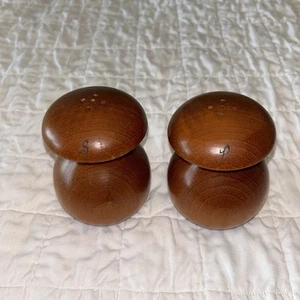 Vintage MCM Wood Mushroom Round Shape Salt & Pepper Shakers - Picture 1 of 6