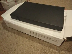 Network Ethernet Unv Network Ethernet Switch Nsw200c-24t2gc-poe - Picture 1 of 16