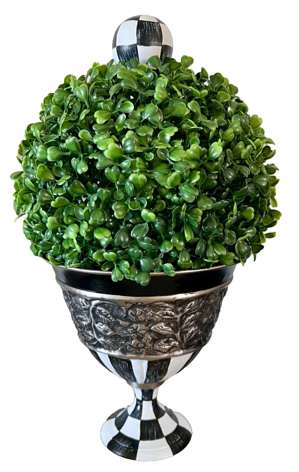 Centro de mesa topiario pintado a mano MI PROPIO con remate - cuadros blanco y negro Foto 1 de 4