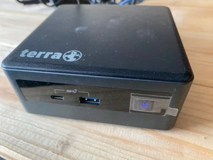 Terra PC-Micro Core i5, 500 SSD, 8gb ram, Windows 10. - Picture 1 of 16