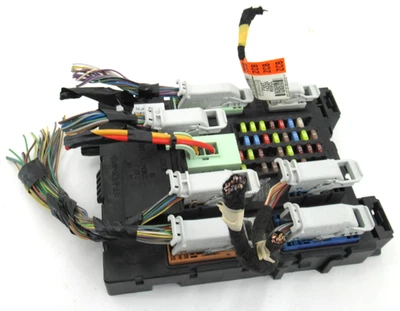 15-19 FORD ESCAPE FOCUS BODY CONTROL MODULE FUSE BOX PANEL COMPUTER OEM - Image 1 of 4