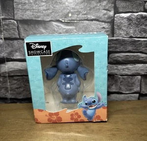 Disney Showcase - Stitch Laying Down Figurine (6002189) - Picture 1 of 3