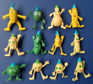 VINTAGE 1980s LOT OF 12 DIFFERENT MUNCH BUNCH PENCIL TOPPERS HATS UNUSED - Picture 1 of 6