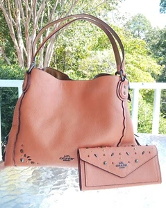 Coach 29336 MEDIUM Peach Edie Turn Lock 31 W/Rivets Shoulder Bag & Wallet - Picture 1 of 22