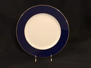 Cargador/placa de porcelana banda azul Vista Alegre grano de madera de 12,6" dia con borde dorado - Imagen 1 de 15
