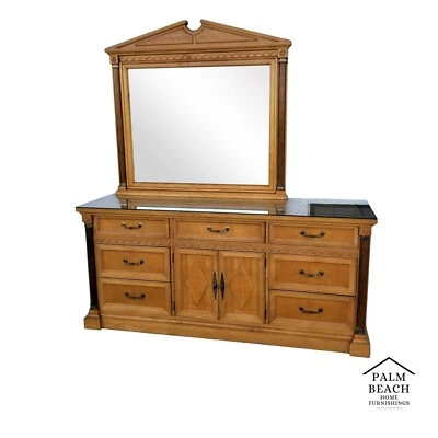 Cómoda Art Deco STANLEY FURNITURE con espejo a juego y tapa de vidrio personalizada Foto 1 de 4