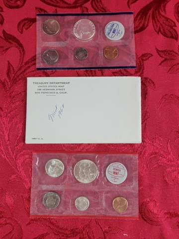 US Mint Set: Philadelphia & Denver (1962) all OGP, Tokens, Lots of Luster Cover