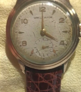 Vintage Waltham Men's Watch Mechanical Wind New Battery Works - Picture 1 of 3