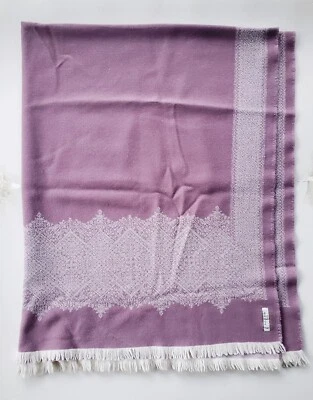 Rare Brahms Mount Maine Wool Reversible Throw Lavender and White - Image 1 of 3