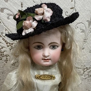 Antique Hat For French Or German Doll - Picture 1 of 4