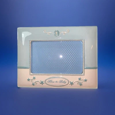Marco de fotos "Bless this Baby" niño cerámica 9" por 7" se adapta a la imagen de 4" por 6" Foto 1 de 4