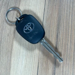 Toyota Keyless Entry Car Remote Key Fob Only Black 3-Buttons for Toyota Tacoma - Picture 1 of 3