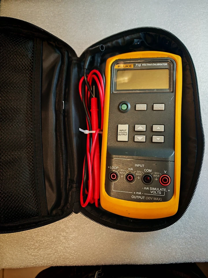 Calibrateur Fluke 715 - Photo 1/2