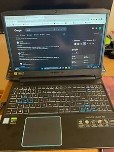 Gaming Laptop - Acer Predator Helios 300 PH315-52-72 15.6" (Intel Core i7-9750H) - Bild 1 von 4