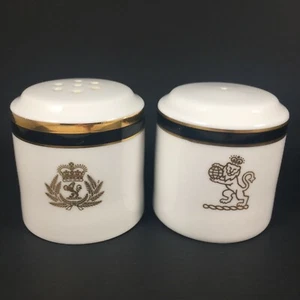 Vintage Wedgwood Hotelware England Salt & Pepper Set Crown & Lion Crests - Picture 1 of 7