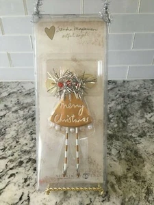 Department 56 Artful Angels Ornament Merry Christmas by Sandra Magsamen NIP - Picture 1 of 5