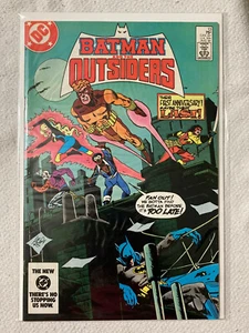 Batman and the Outsiders #13 (1st Series) 1984 VF/VF+ DC Comics - Imagen 1 de 1