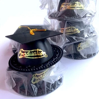 Лот из 6 выпускной колпачок черный с золотой кисточки CAKE TOPPER 3,5 «основание 2,5» крышка новый из старых запасов - Изображение 1 из 4