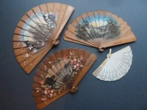 19th c travel topographical brisé fans, 3 in wood with transfers, one in plastic - Picture 1 of 6