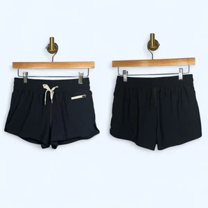 Vuori Clementine 2” Athletic Track Shorts Size Small Navy Pocket Gym Running - Picture 1 of 10
