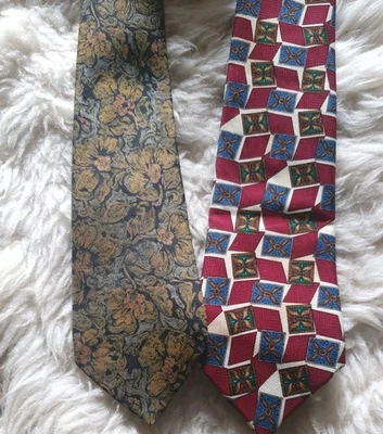 Mens 2 Pure Silk Ties Bundle - Image 1 of 4
