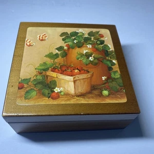 Vintage 6er Untersetzer Set in Holzkiste Erdbeeren Design Filzrücken 4" Untersetzer - Bild 1 von 5