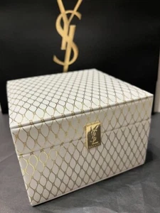 YSL Yves Saint Laurent Waschtischbox weiß Neuheit - Bild 1 von 7