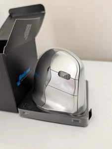 Evoluent VM4R 2600 DPI Ergonomic Vertical Mouse - Gray - Picture 1 of 5