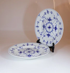 2 Teller #178 - blau geriffelt - Royal Copenhagen - schlichte Spitze - 1:. Qualität - Bild 1 von 5