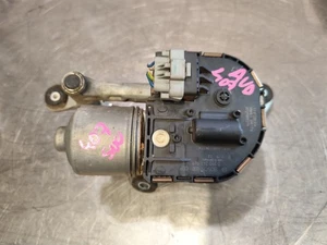 MOTEUR ESSUIE GLACE AVANT DROIT PEUGEOT 407 SW 2.0 HDI 9661812080 / 0390241969 - Picture 1 of 4